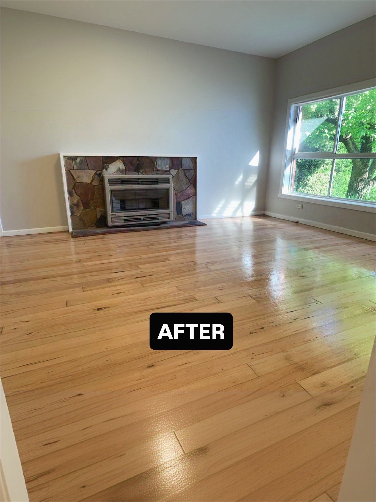 Living room floor after polishing